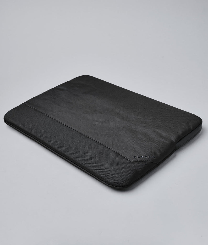 ALPAKA Element Laptop Sleeve 14" & 16"