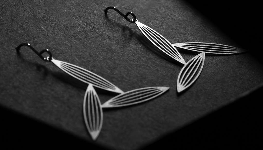 Three Sasagrasses Earrings