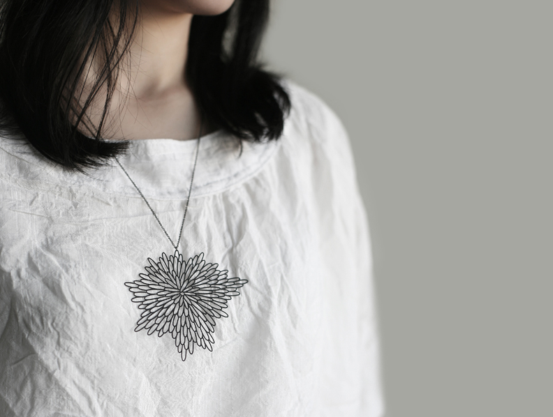 Black Bright Pendant L
