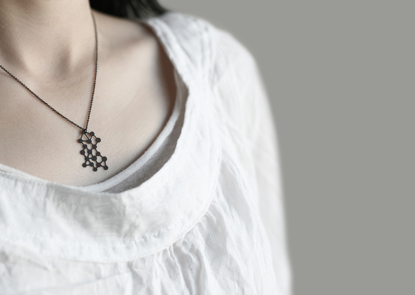 Dots Pendant S Black