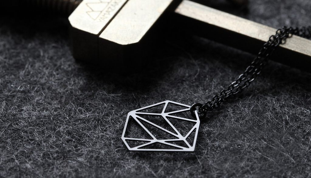Black Stone Pendant XS