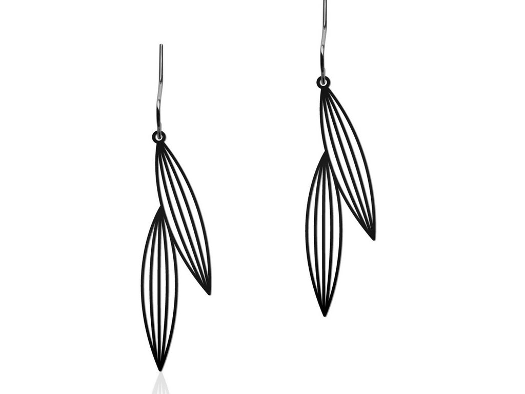 Black Two Sasagrasses Earrings
