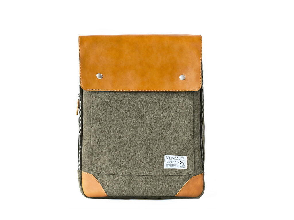 VENQUE-Flatsquare-Backpack-Brown_1160x870.jpg